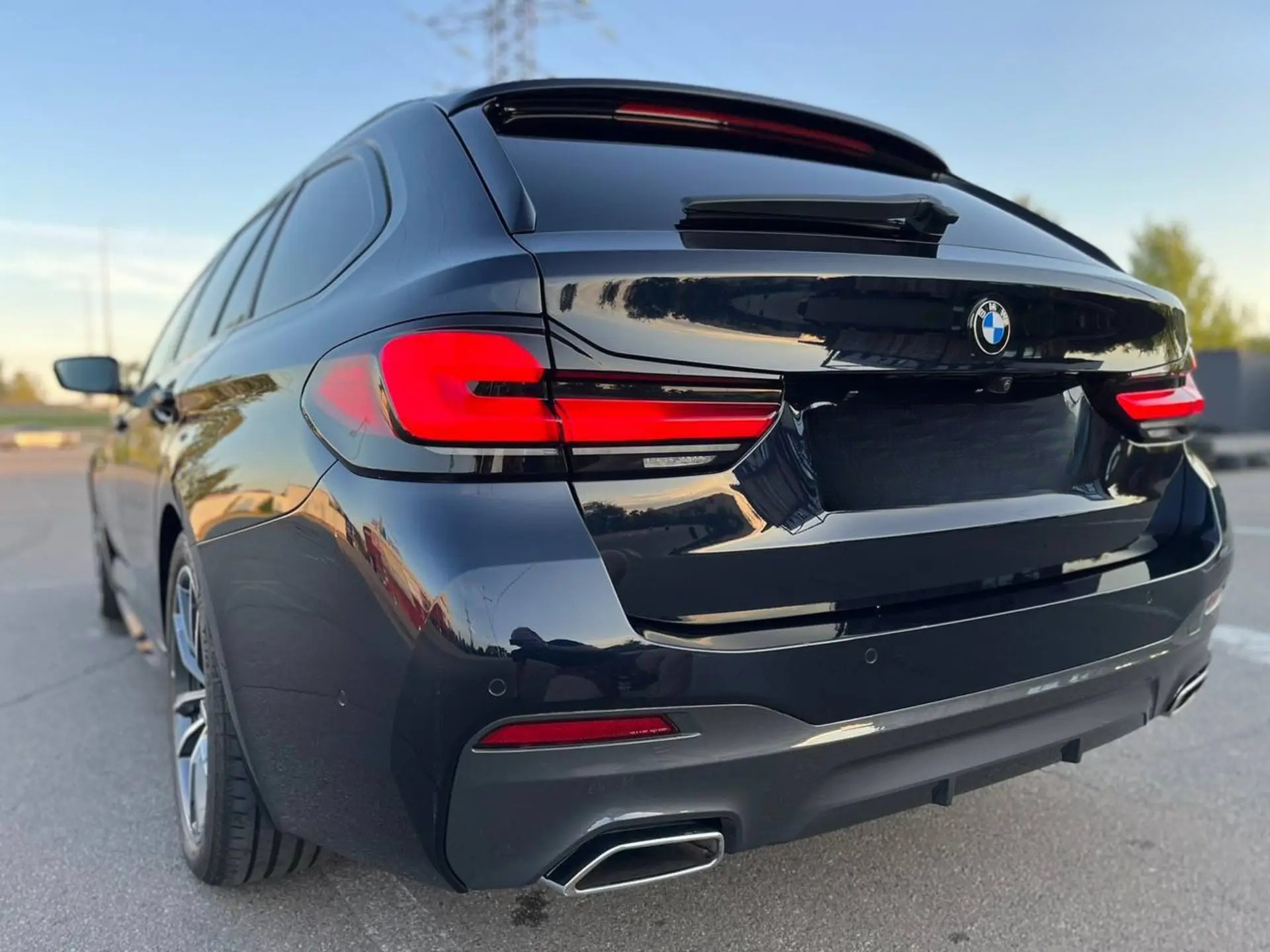 BMW 5 Series — фото 5