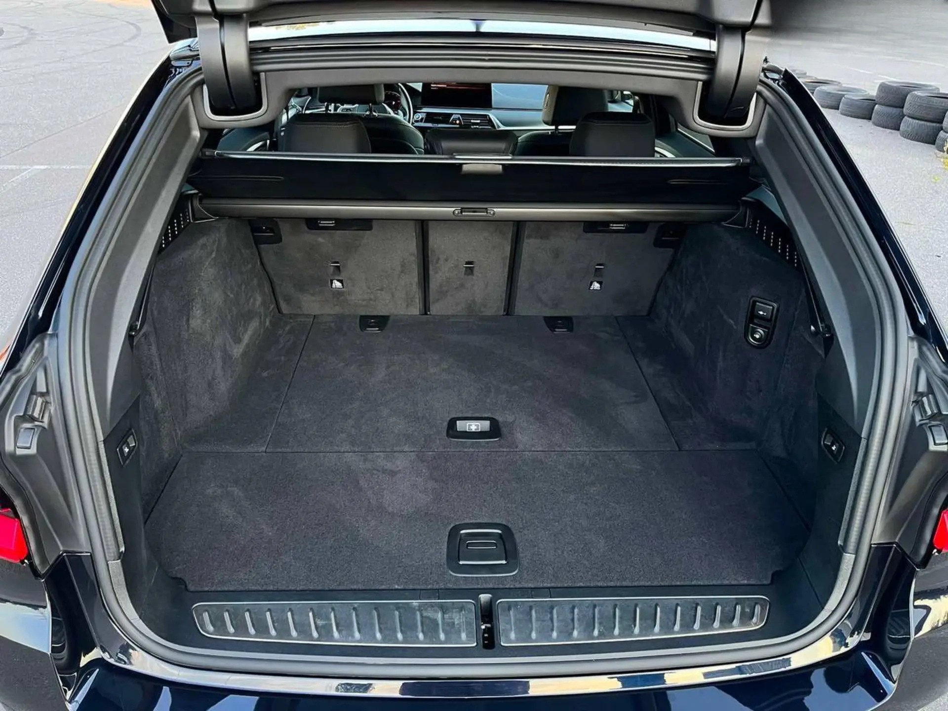 BMW 5 Series — фото 10